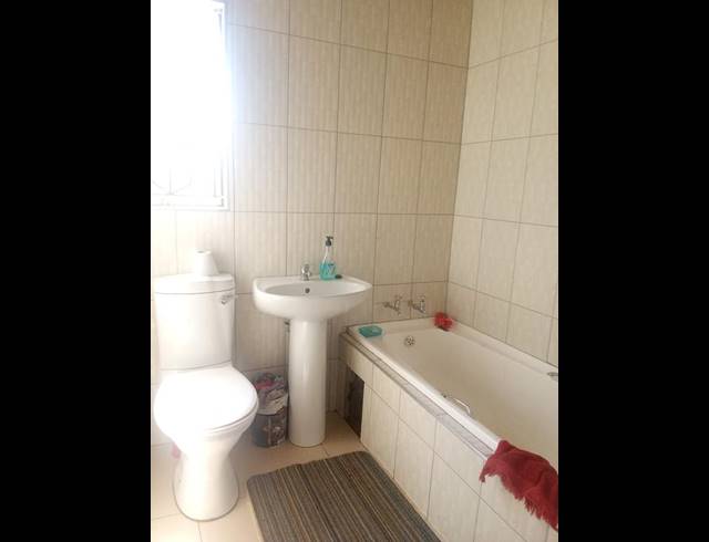 2 BEDROOM HOUSE FOR SALE IN PALM SPRINGS